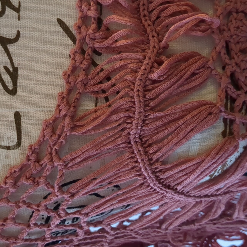 **3/$10** SheIn Curve Macrame Top Size 0XL - Picture 2 of 6